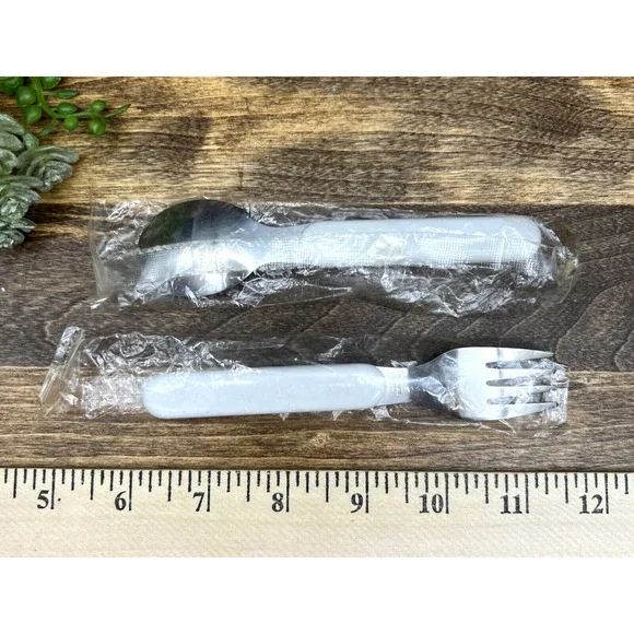 Vintage 1998 Looney Tunes Tweety Bird Toddler Youth Kids Fork & Spoon Set NEW - Picture 2 of 5